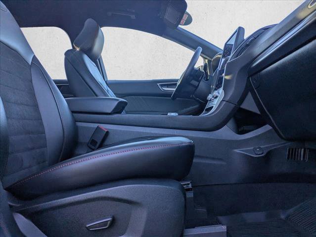 Certified 2022 Ford Edge ST-Line w/ Class II Trailer Tow Package image 25