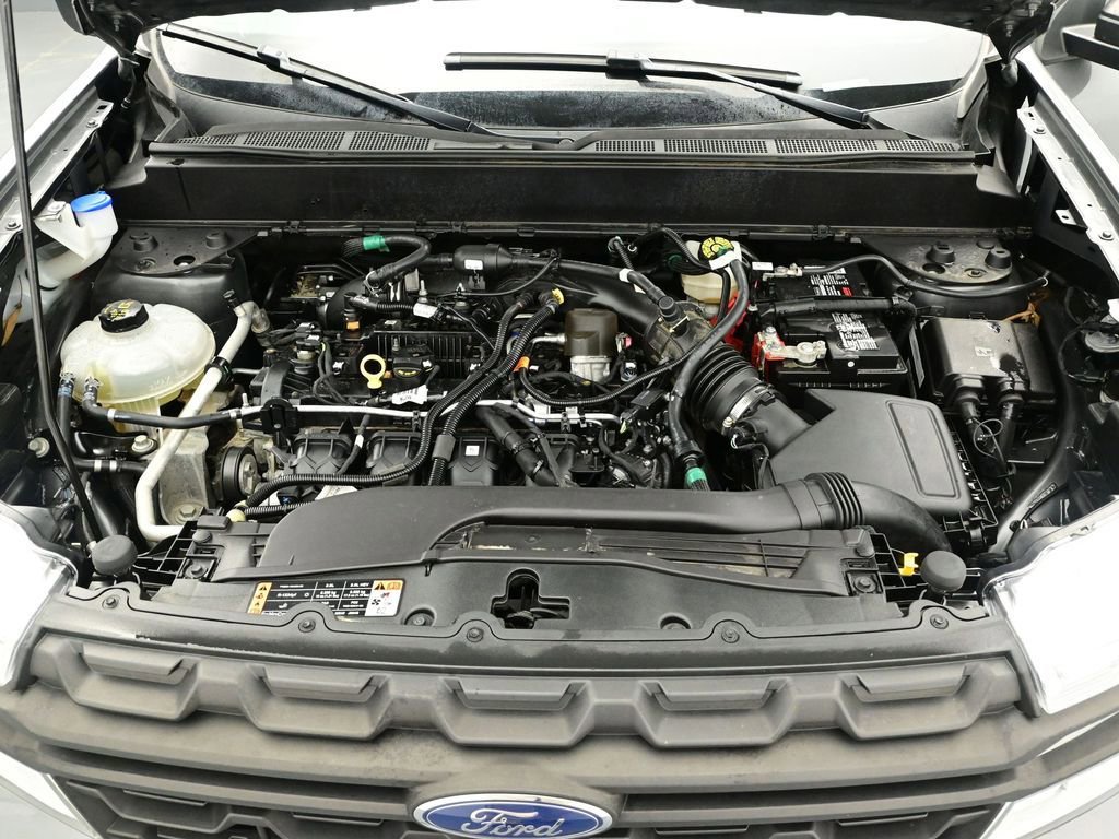 Certified 2023 Ford Maverick XL w/ Equipment Group 100A Standard AWD/4WD image 11