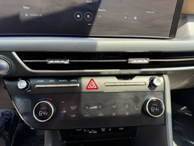 Used 2024 Hyundai Sonata Limited FWD image 23