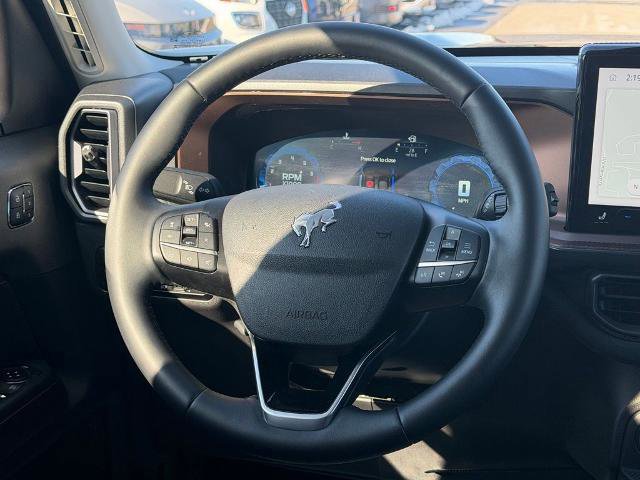 Certified 2025 Ford Bronco Sport Outer Banks w/ Outer Banks Tech Package+ AWD/4WD image 20