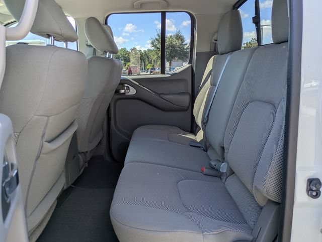 Used 2021 Nissan Frontier SV w/ Midnight Edition Floor Mats AWD/4WD image 10
