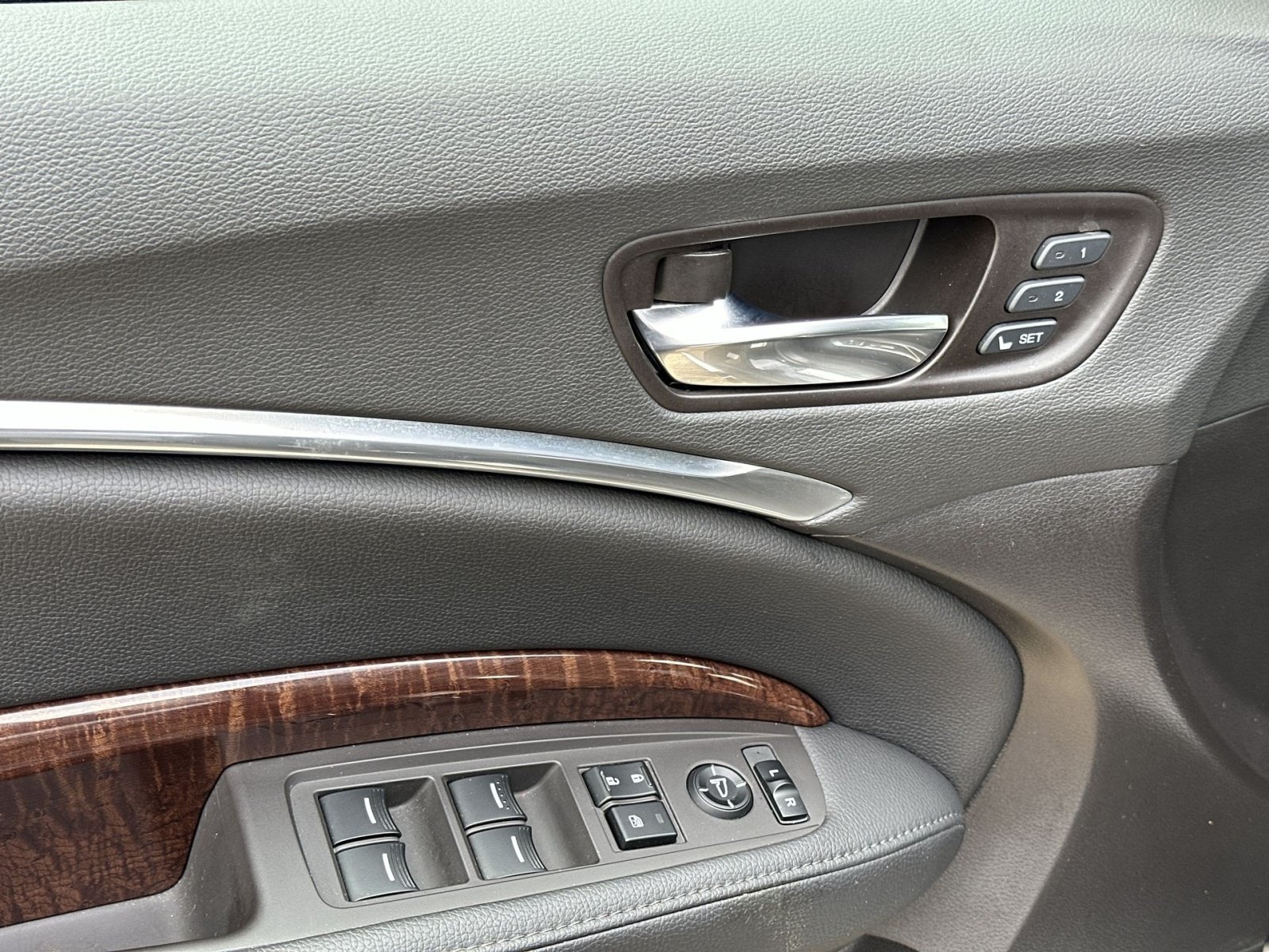Used 2019 Acura MDX FWD image 23