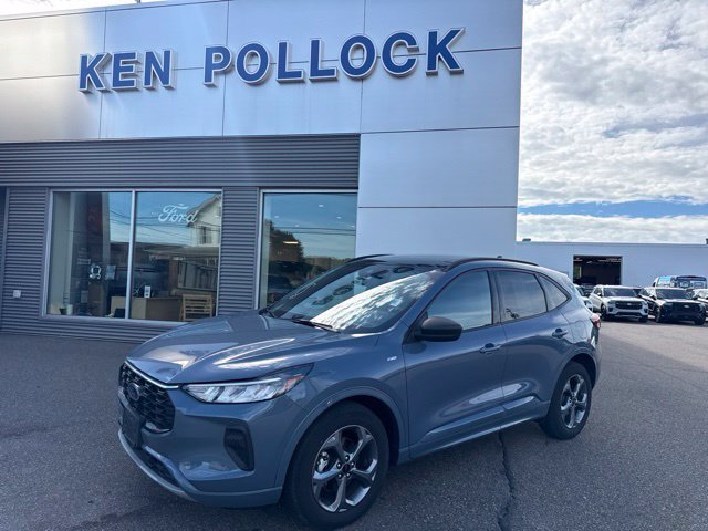 Certified 2023 Ford Escape ST-Line w/ Tech Pack #1 AWD/4WD image 2