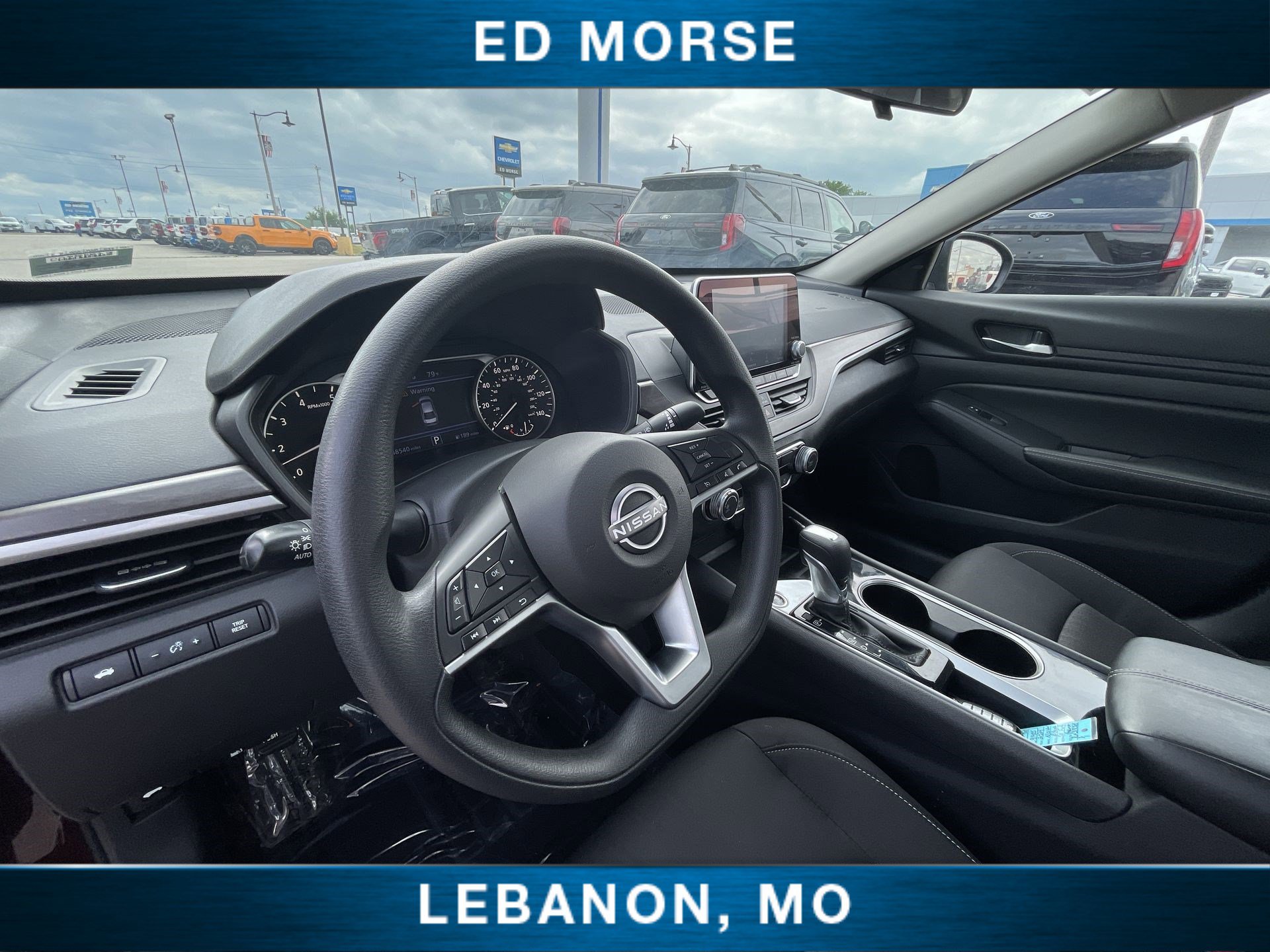 Used 2024 Nissan Altima 2.5 SV FWD image 10