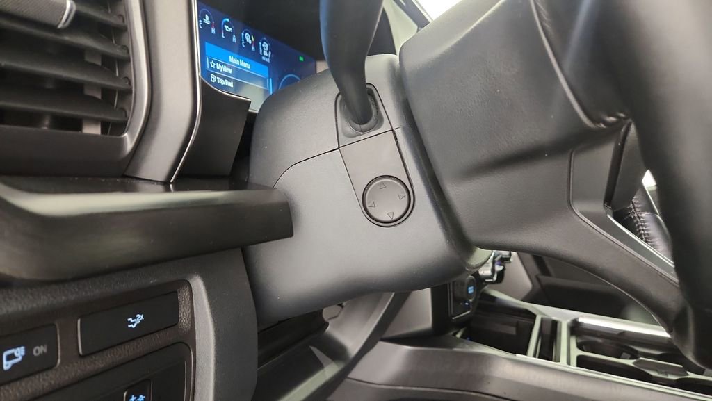 Certified 2024 Ford F250 Lariat w/ Black Appearance Package image 25