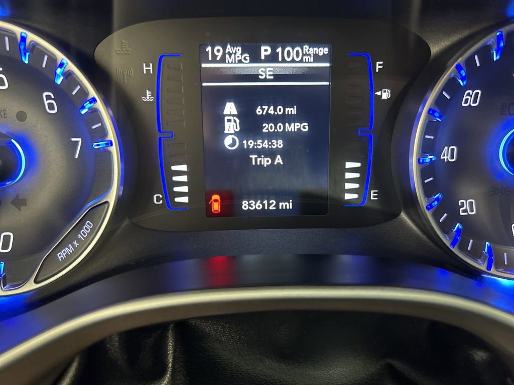 Used 2018 Chrysler Pacifica Touring-L FWD image 18