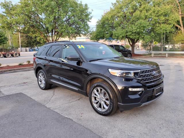 Certified 2024 Ford Explorer XLT w/ Equipment Group 202A AWD/4WD image 1