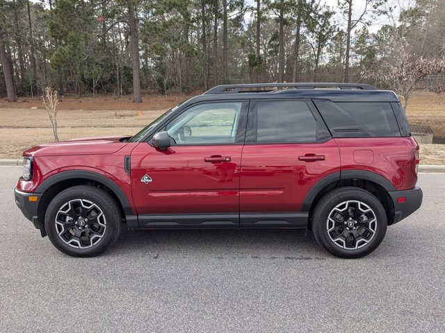 Certified 2025 Ford Bronco Sport Outer Banks w/ Outer Banks Tech Package+ image 2