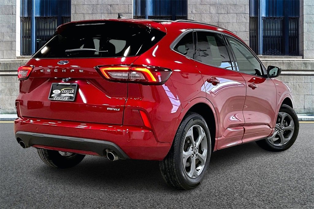 Certified 2023 Ford Escape ST-Line w/ Tech Pack #1 image 11