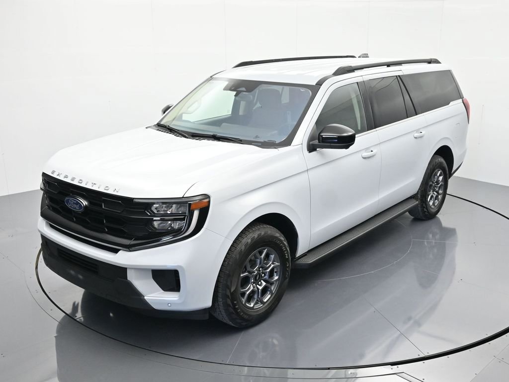 Certified 2025 Ford Expedition Max Active RWD image 2