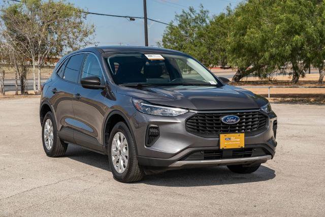 Certified 2024 Ford Escape Active w/ Tech Pack #1 AWD/4WD image 2