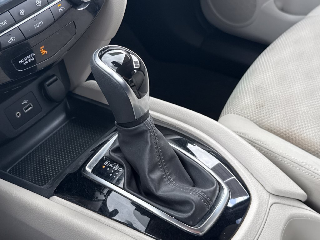 Used 2019 Nissan Rogue Sport SV FWD image 23