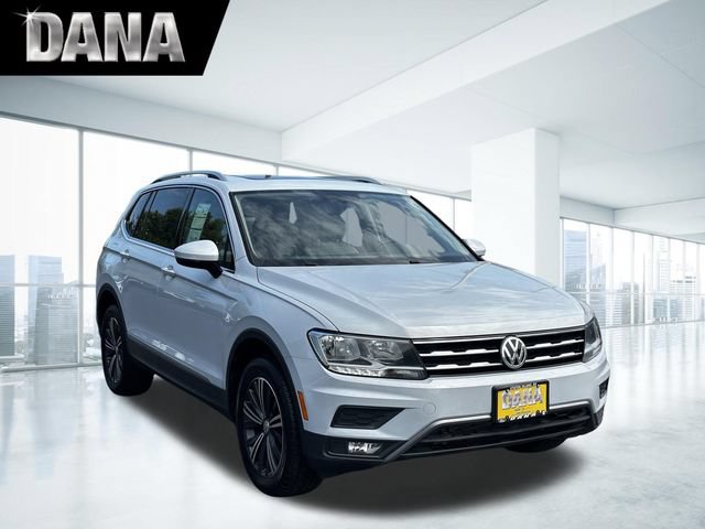 Used 2018 Volkswagen Tiguan SEL AWD/4WD image 1