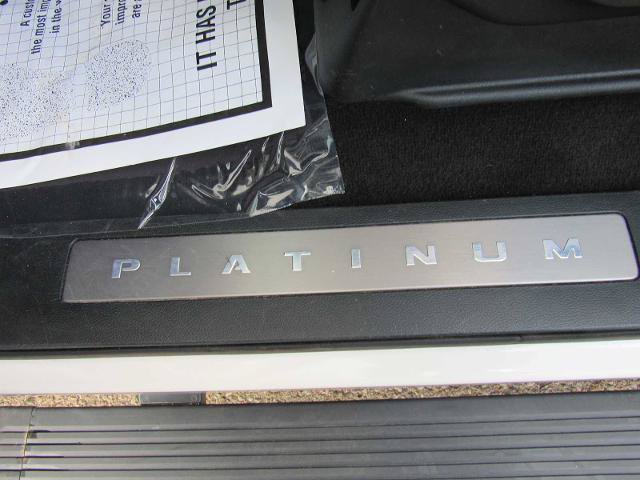Certified 2019 Ford F150 Platinum w/ Equipment Group 701A Luxury AWD/4WD image 17