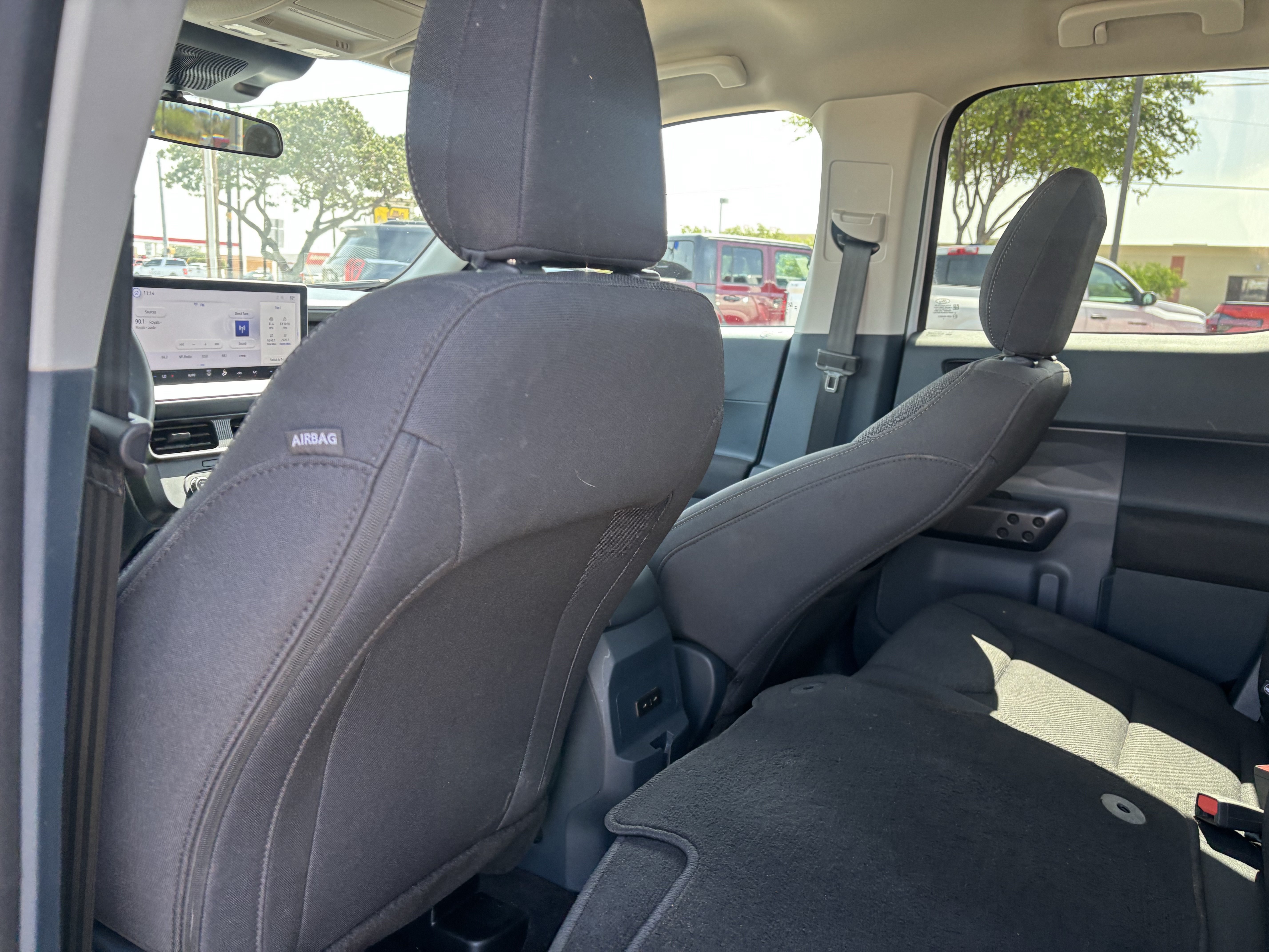 Certified 2025 Ford Maverick XL FWD image 16