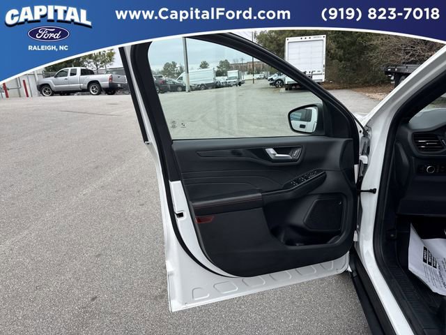 Certified 2024 Ford Escape ST-Line w/ Tech Pack #1 image 19