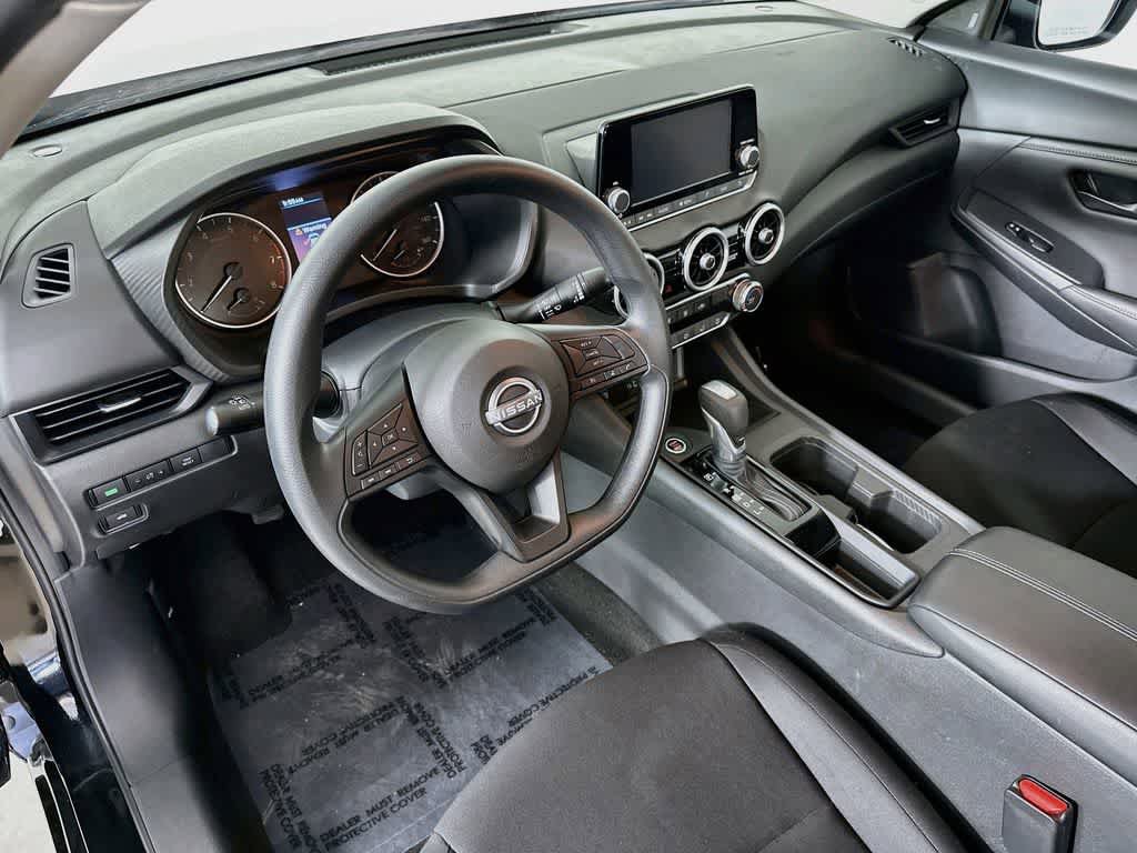 Used 2025 Nissan Sentra S FWD image 2