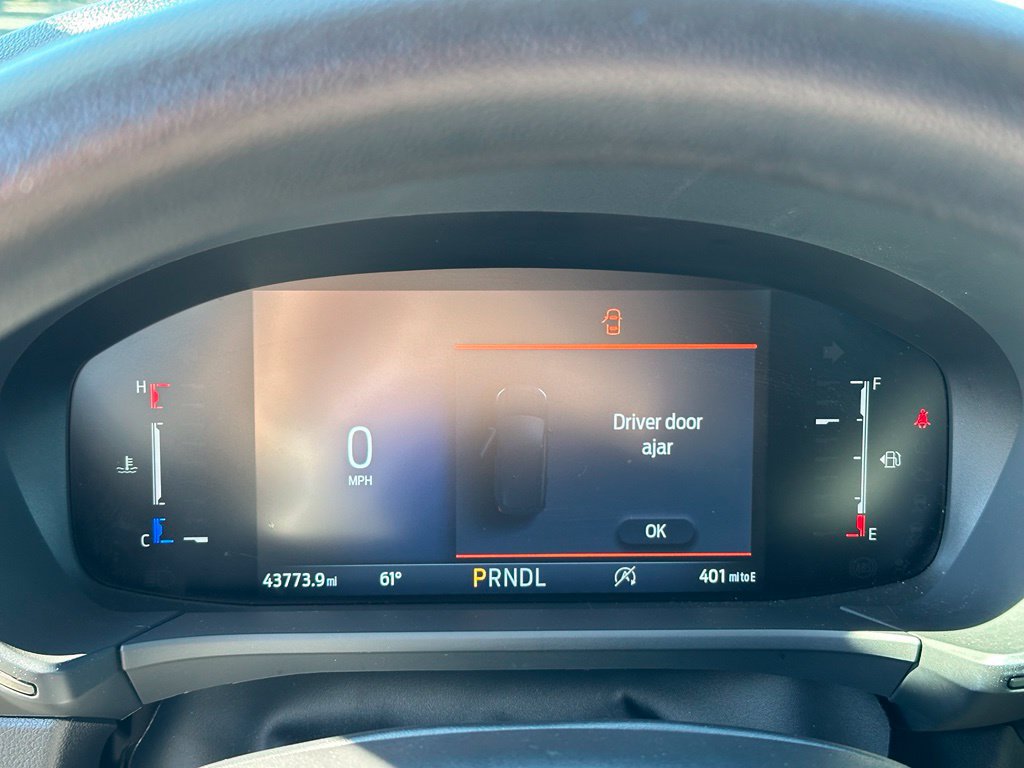 Certified 2025 Ford Escape Active AWD/4WD image 7