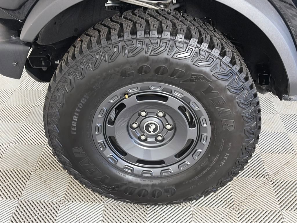 Certified 2024 Ford Bronco Wildtrak image 8