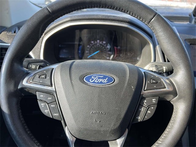 Certified 2020 Ford Edge SEL w/ Cold Weather Package image 9