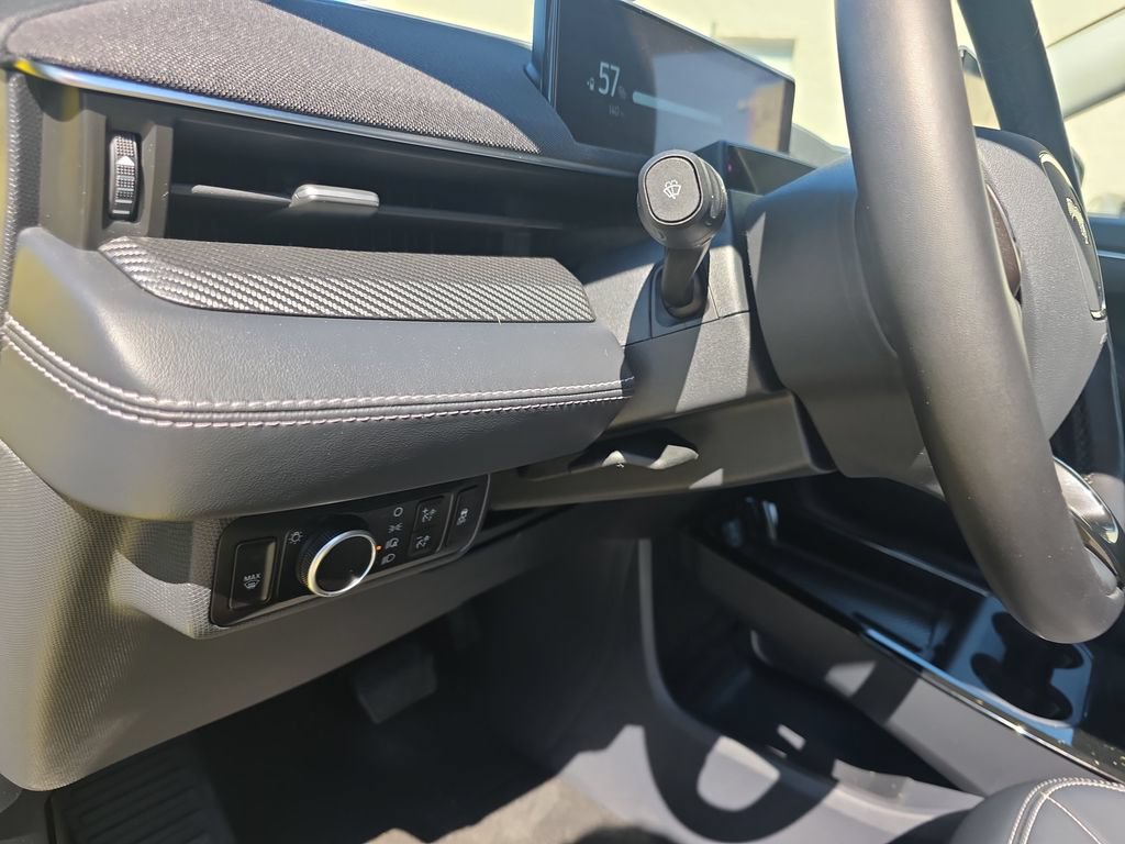 Certified 2025 Ford Mustang Mach-E Select RWD image 20