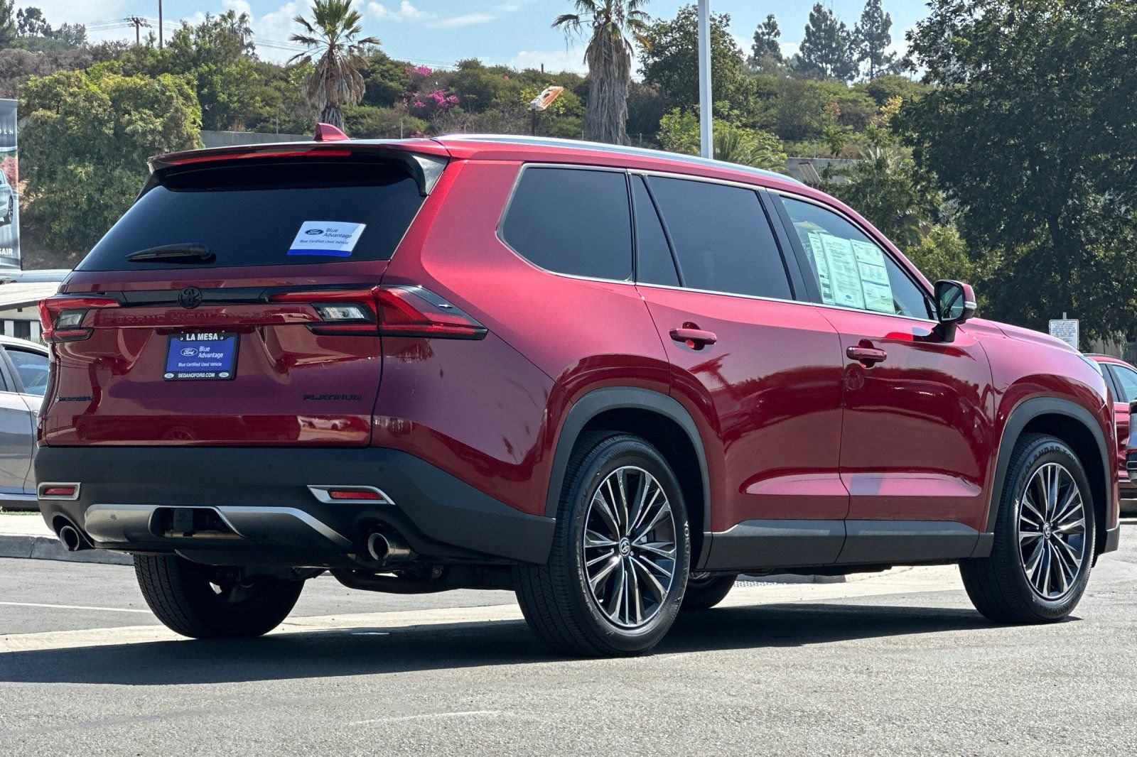 Used 2025 Toyota Grand Highlander AWD Hybrid image 3