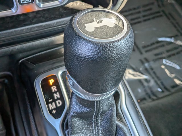 Used 2024 Jeep Wrangler Unlimited Sahara AWD/4WD image 22