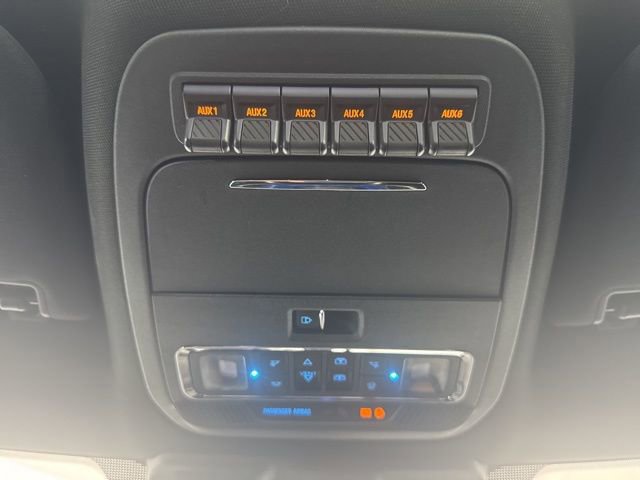 Certified 2024 Ford F350 Platinum w/ Tremor Off-Road Package AWD/4WD image 15