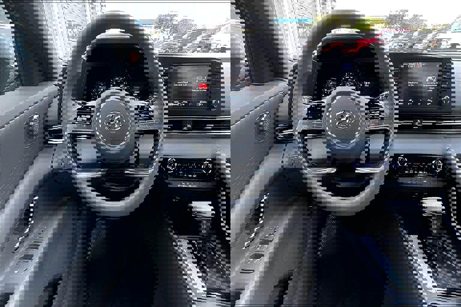 Used 2023 Hyundai Elantra SEL w/ Cargo Package image 10