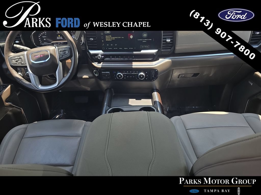 Used 2024 GMC Sierra 2500 SLT w/ SLT Premium Package AWD/4WD image 10