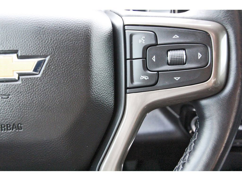 Used 2022 Chevrolet Silverado 1500 High Country image 19