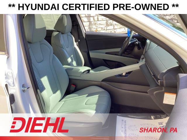 Certified 2025 Hyundai Elantra Limited FWD image 11