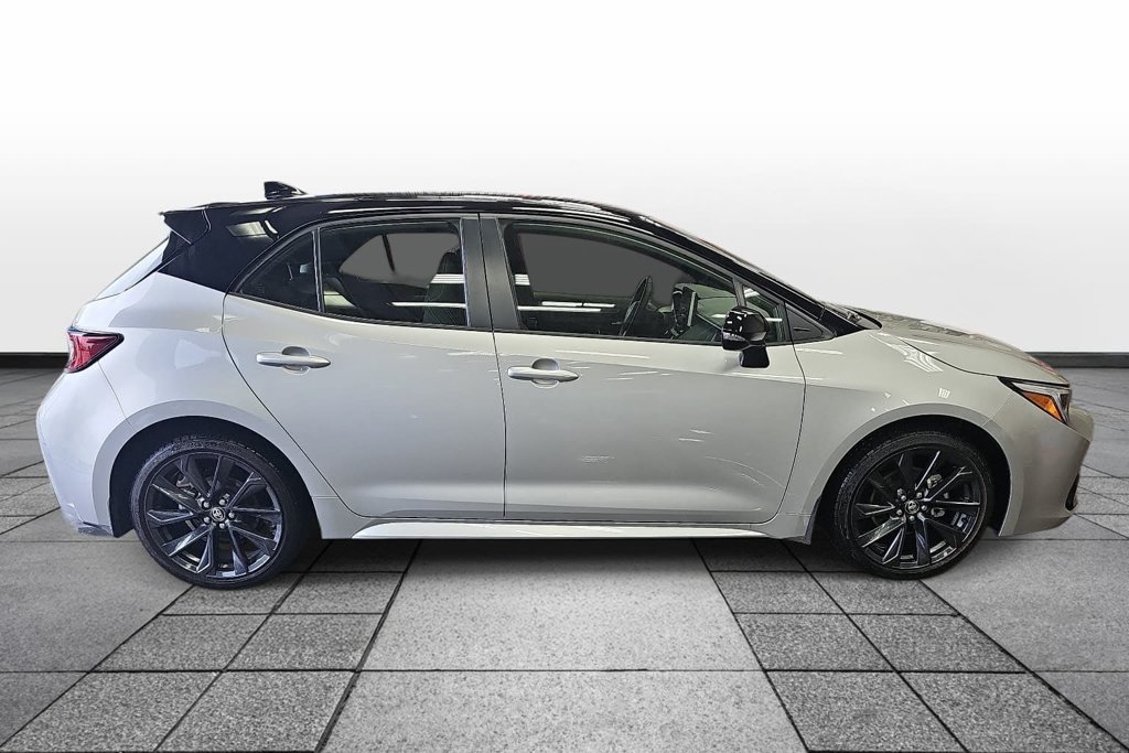 Used 2026 Toyota Corolla XSE FWD image 4
