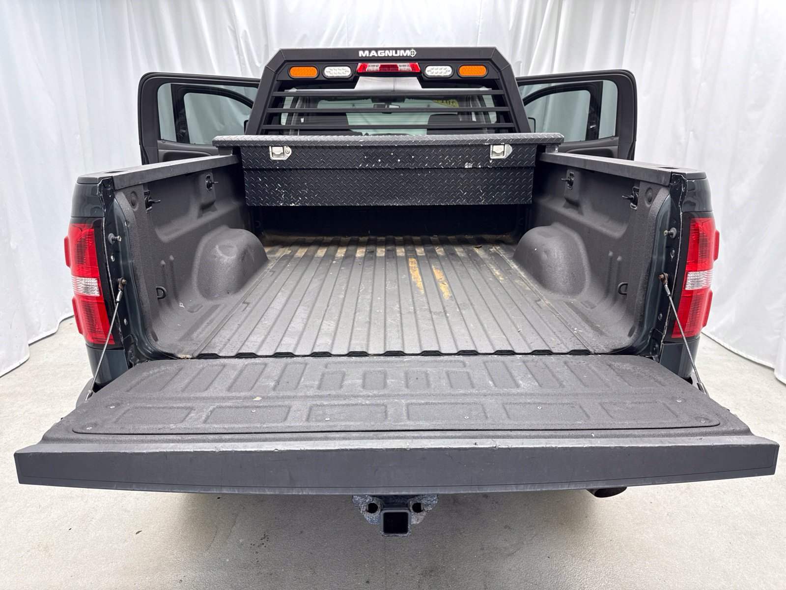 Used 2017 GMC Sierra 2500 SLT w/ Snow Plow Prep Package AWD/4WD image 40
