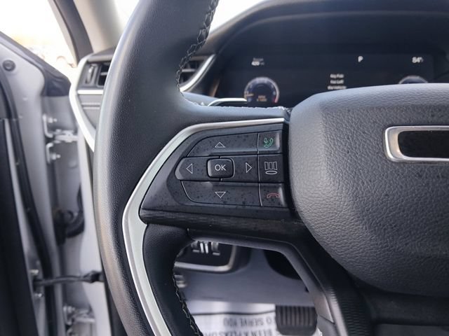 Used 2024 Jeep Grand Cherokee Laredo RWD image 20