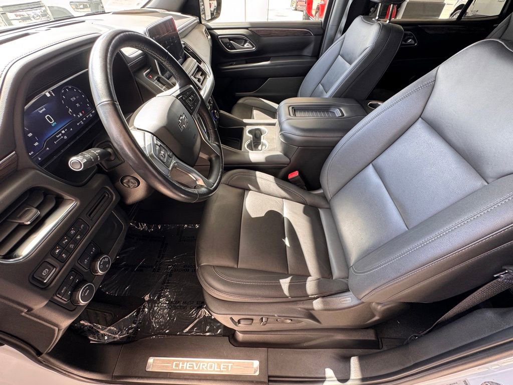 Used 2022 Chevrolet Tahoe Z71 w/ Luxury Package image 18