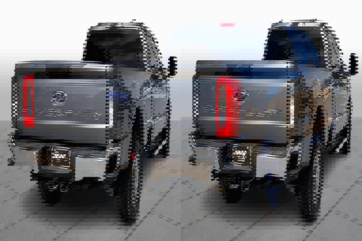 Certified 2023 Ford F250 XLT image 3