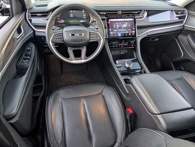 Used 2022 Jeep Grand Cherokee Limited 4xe image 12