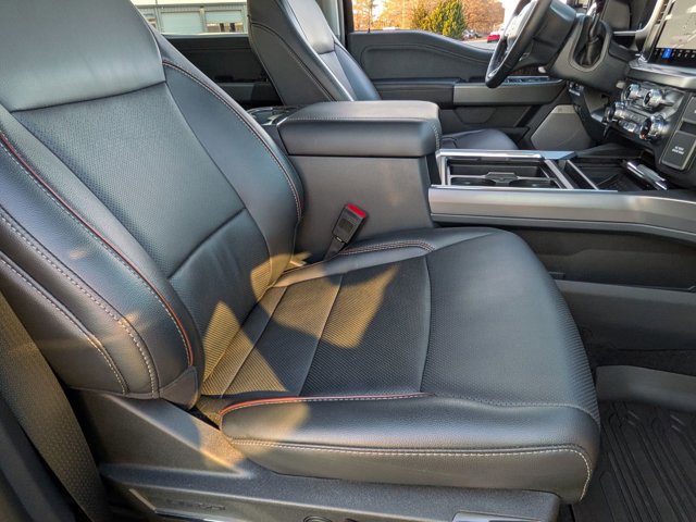 Certified 2024 Ford F250 Lariat w/ Chrome Package image 34