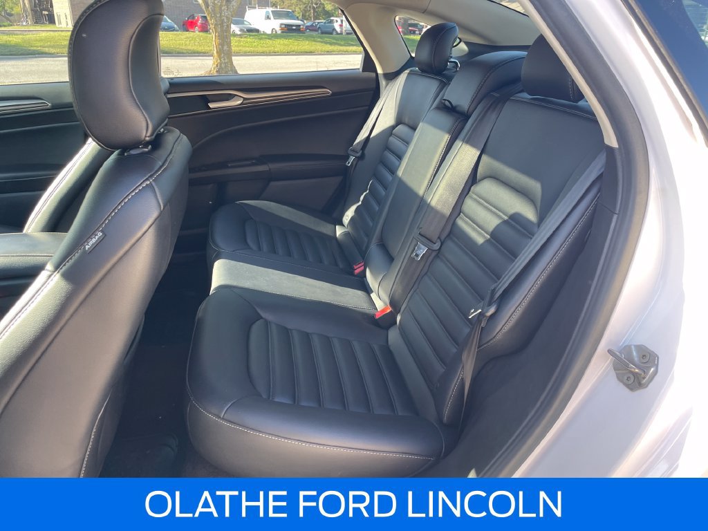 Certified 2019 Ford Fusion SEL FWD image 28