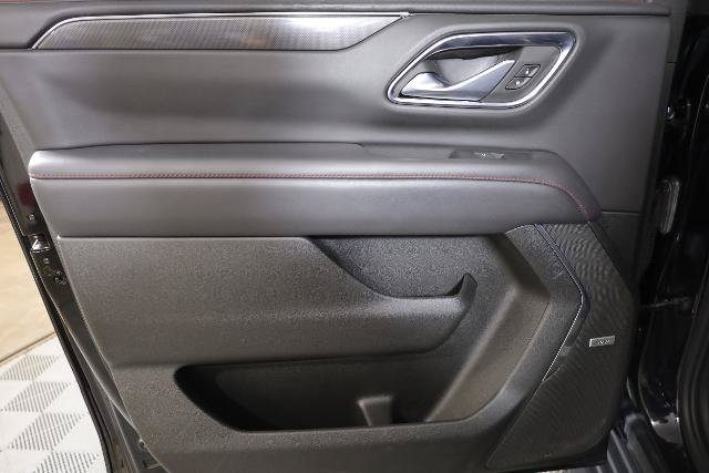 Used 2022 Chevrolet Suburban RST w/ Sport Performance Package AWD/4WD image 38