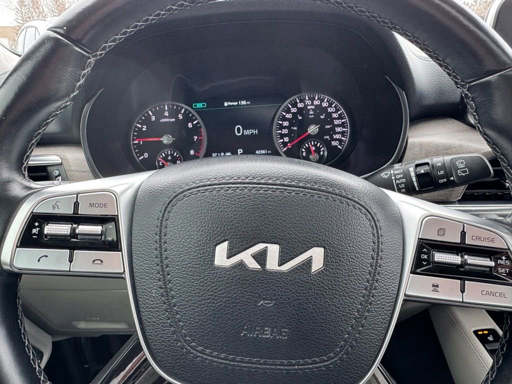 Used 2022 Kia Telluride SX image 16