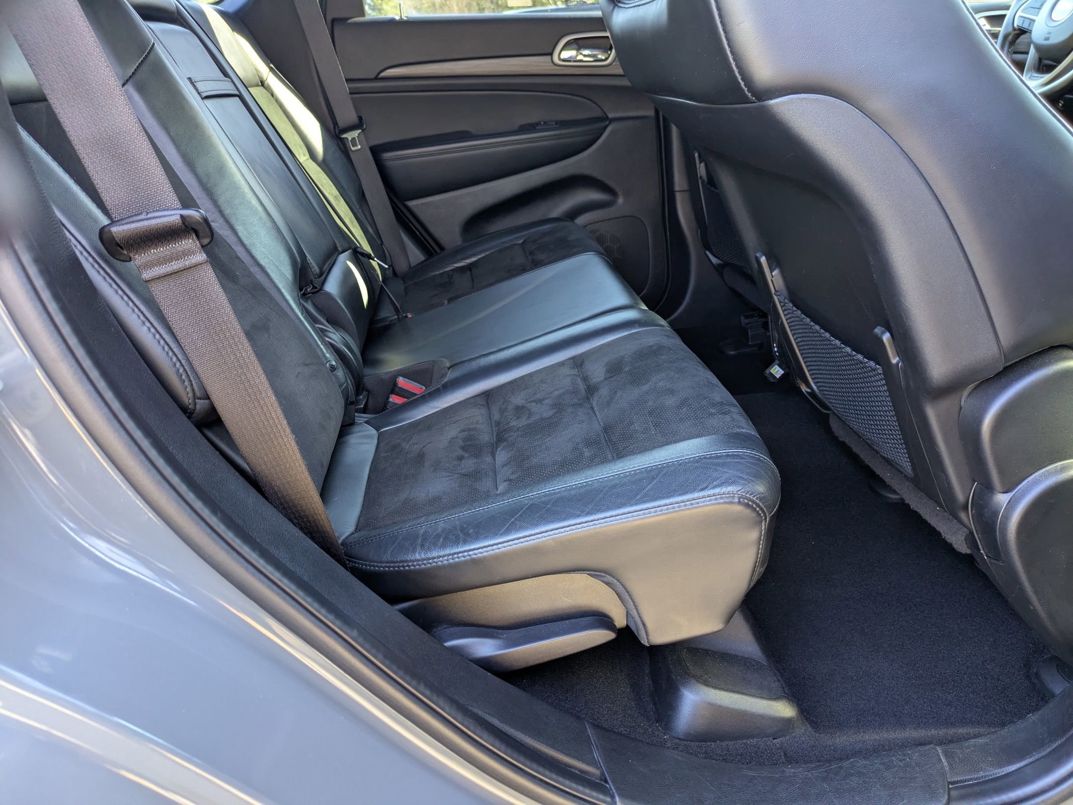 Used 2021 Jeep Grand Cherokee Laredo X image 34