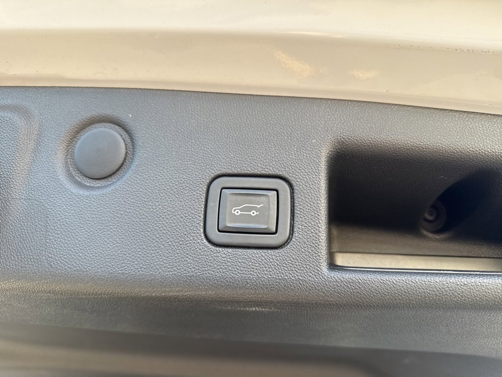 Used 2021 Chevrolet Equinox LT image 27