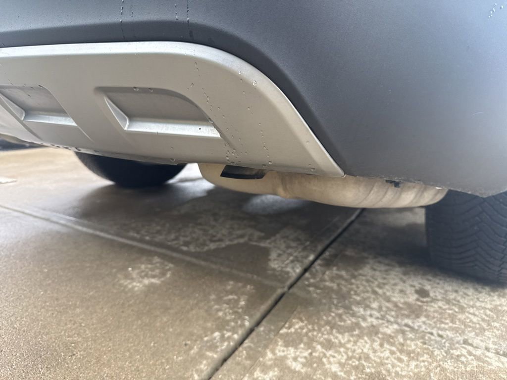 Certified 2023 Ford Explorer XLT w/ Equipment Group 202A image 16