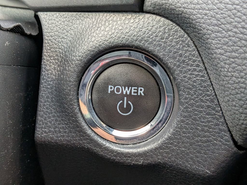 Used 2023 Toyota RAV4 XLE Premium image 30