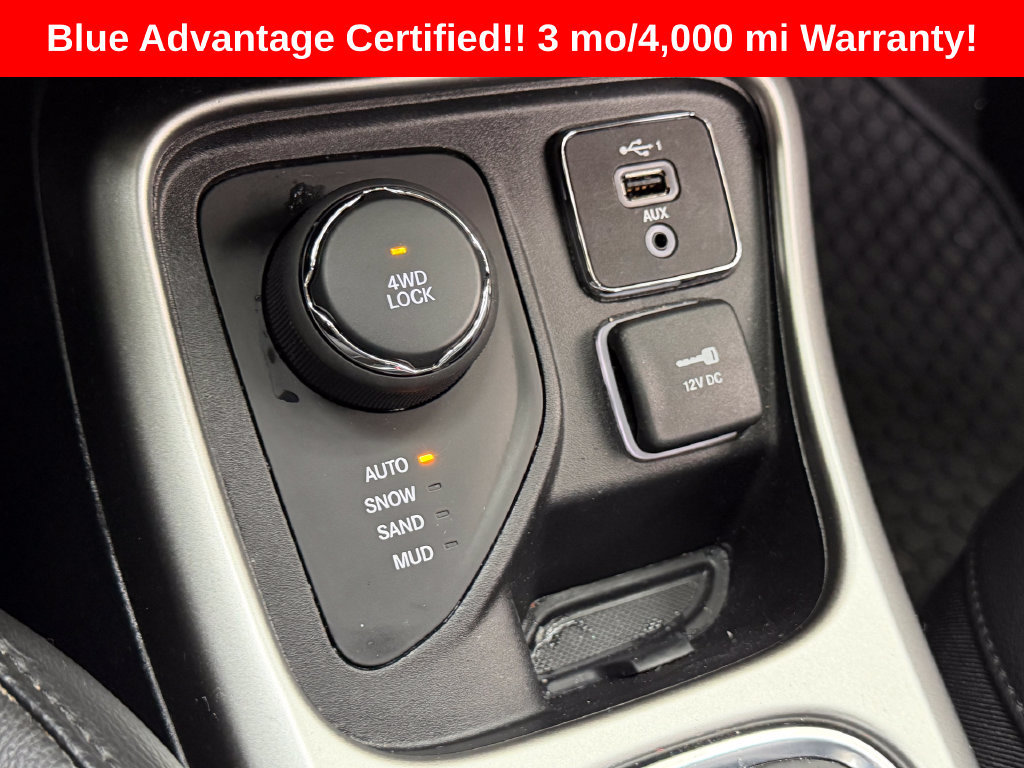 Used 2020 Jeep Compass Latitude w/ Cold Weather Group AWD/4WD image 26