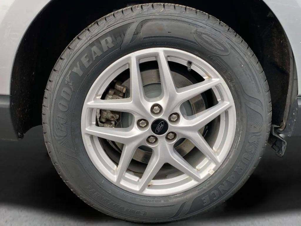 Certified 2023 Ford Edge SEL image 30