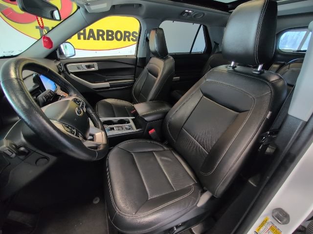 Certified 2022 Ford Explorer Limited AWD/4WD image 11