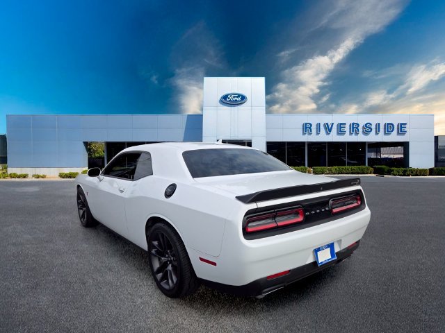 Used 2021 Dodge Challenger R/T Scat Pack RWD image 5